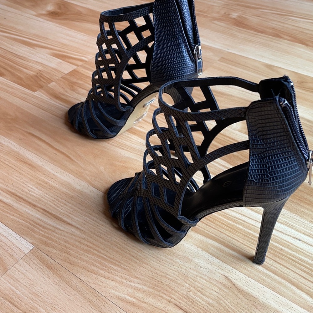 Bebe heels